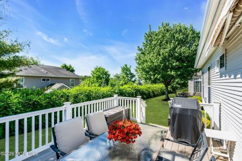 39 Silverside Road Lakewood NJ 08701