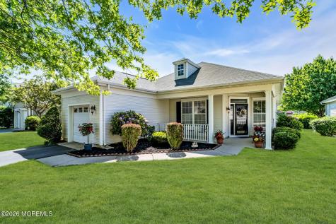 39 Silverside Road Lakewood NJ 08701