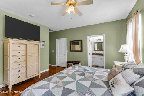 39 Silverside Road Lakewood NJ 08701