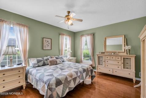 39 Silverside Road Lakewood NJ 08701