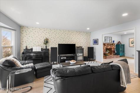 4 Arie Drive Marlboro NJ 07746