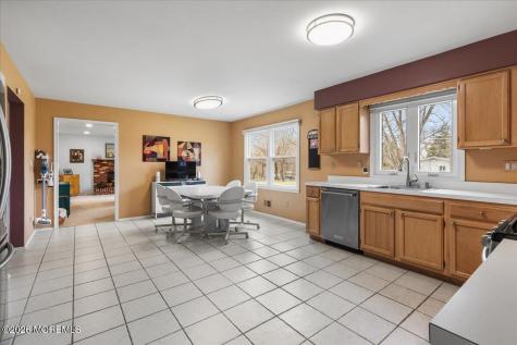 4 Arie Drive Marlboro NJ 07746