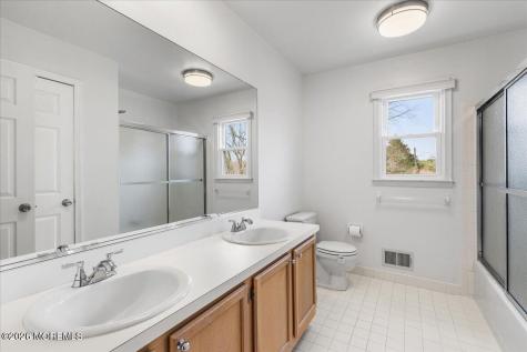 4 Arie Drive Marlboro NJ 07746