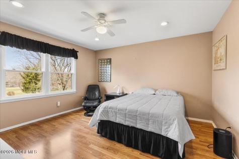 4 Arie Drive Marlboro NJ 07746