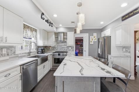 623 Lloyd Road Matawan NJ 07747