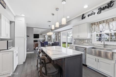 623 Lloyd Road Matawan NJ 07747