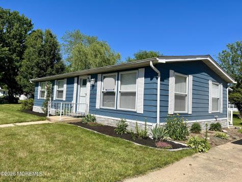 439 Charles Place Freehold NJ 07728