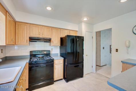 864 Malden Drive Cliffwood Beach NJ 07735