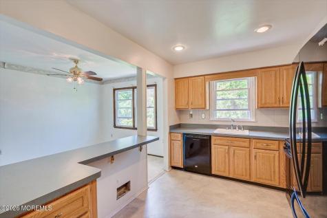 864 Malden Drive Cliffwood Beach NJ 07735
