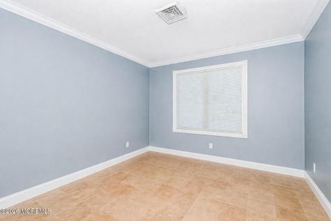 943 Jennifer Lane Manahawkin NJ 08050