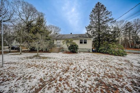 206 Cassville Road Jackson NJ 08527