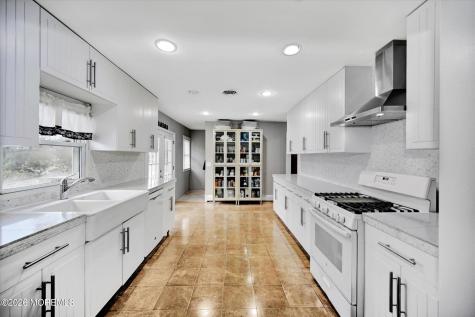 206 Cassville Road Jackson NJ 08527