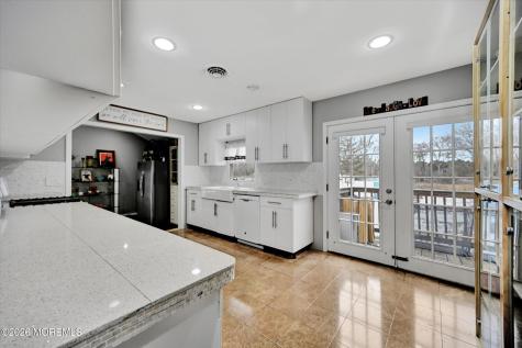 206 Cassville Road Jackson NJ 08527