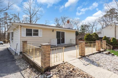 73 Maxim Road Howell NJ 07731