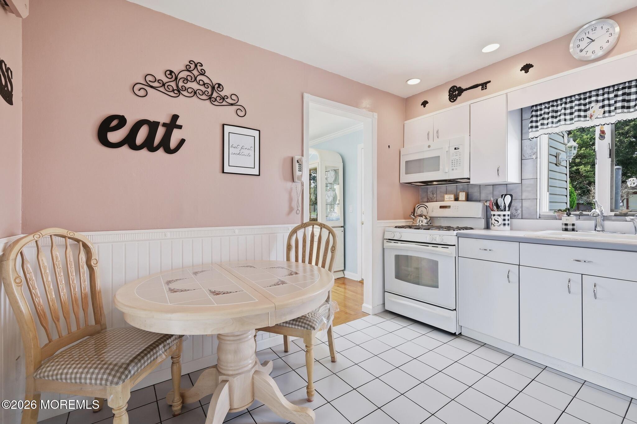 381 Carteret Avenue Carteret NJ 07008
