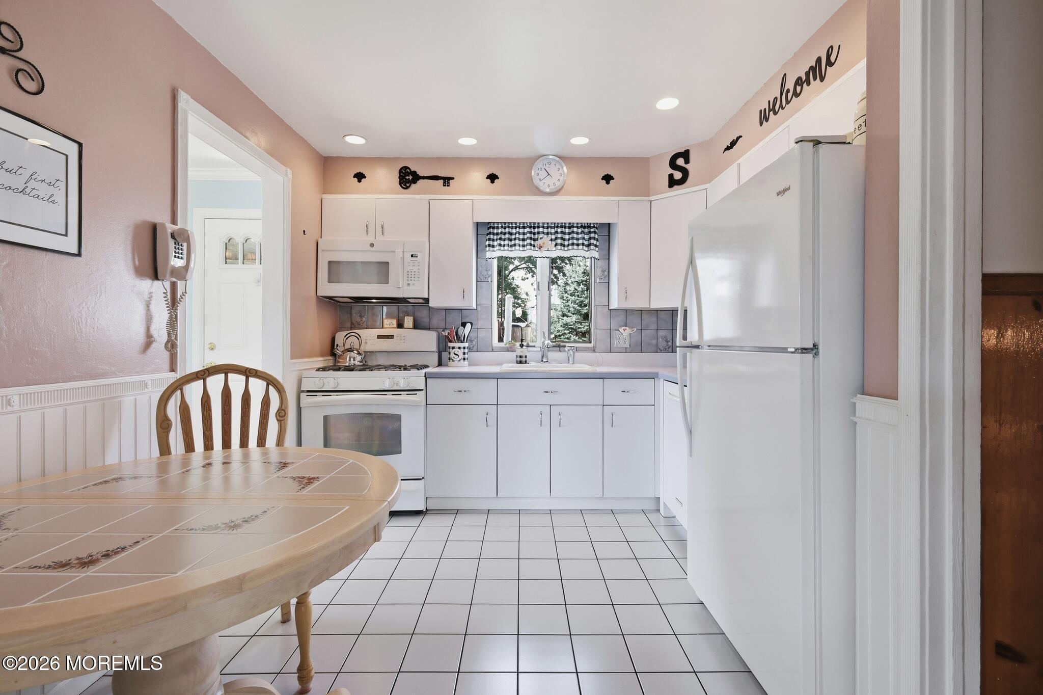 381 Carteret Avenue Carteret NJ 07008