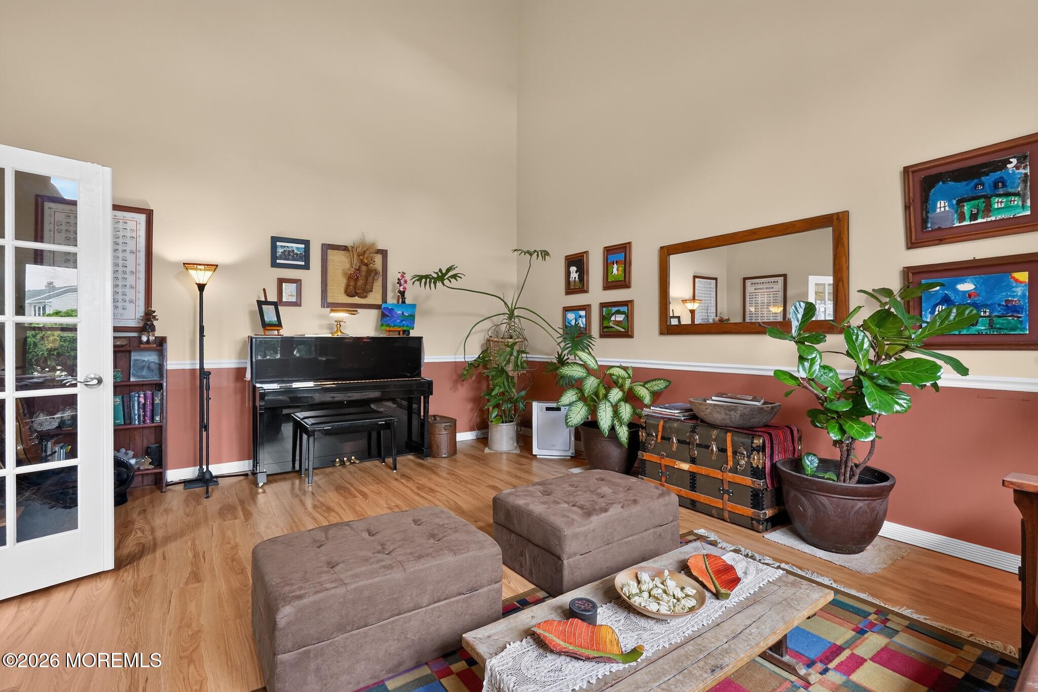 8 Rose Court Marlboro NJ 07746