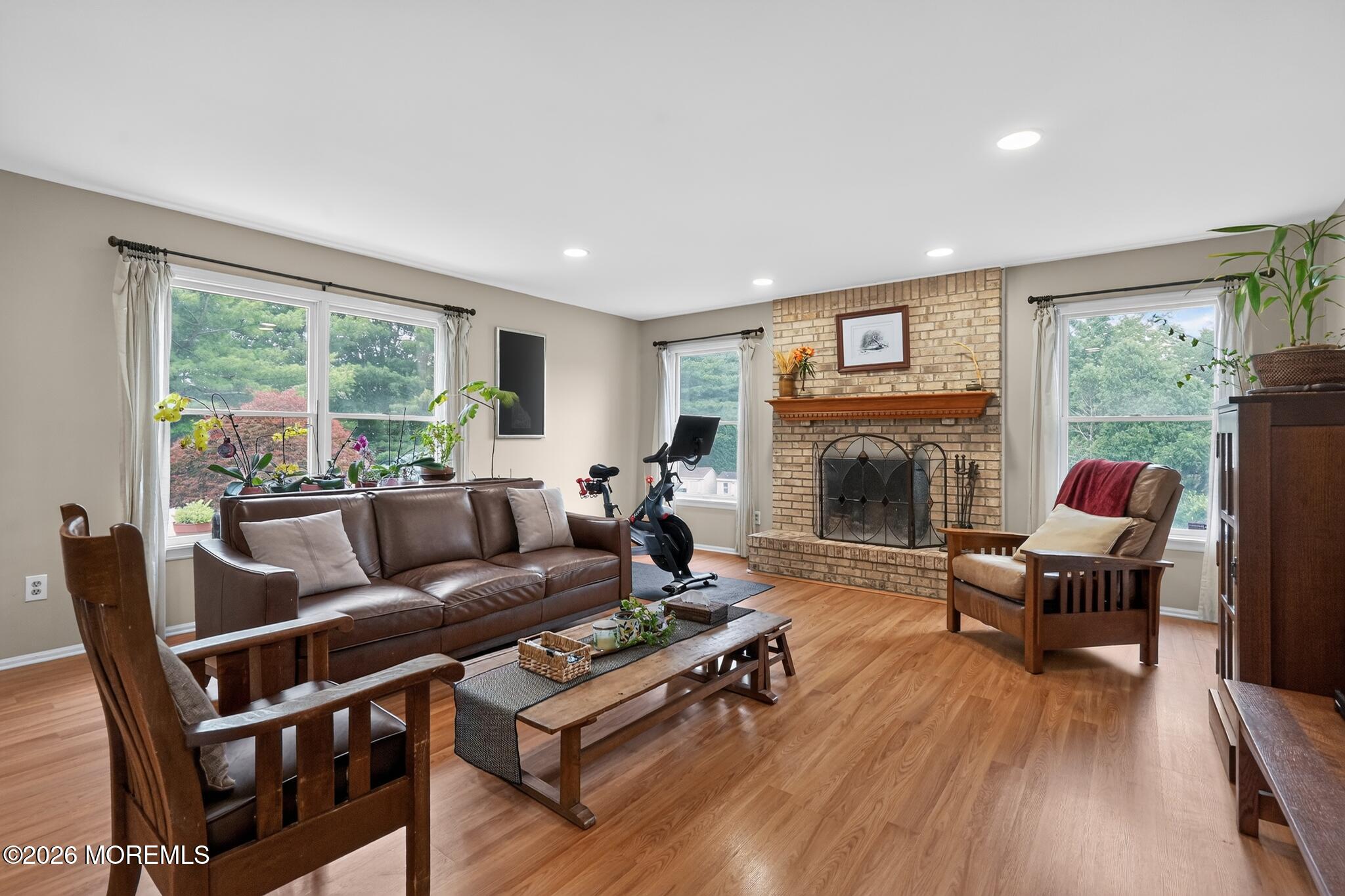 8 Rose Court Marlboro NJ 07746