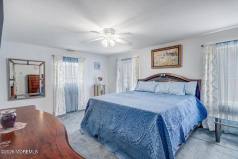 22 W Raritan Drive Little Egg Harbor NJ 08087