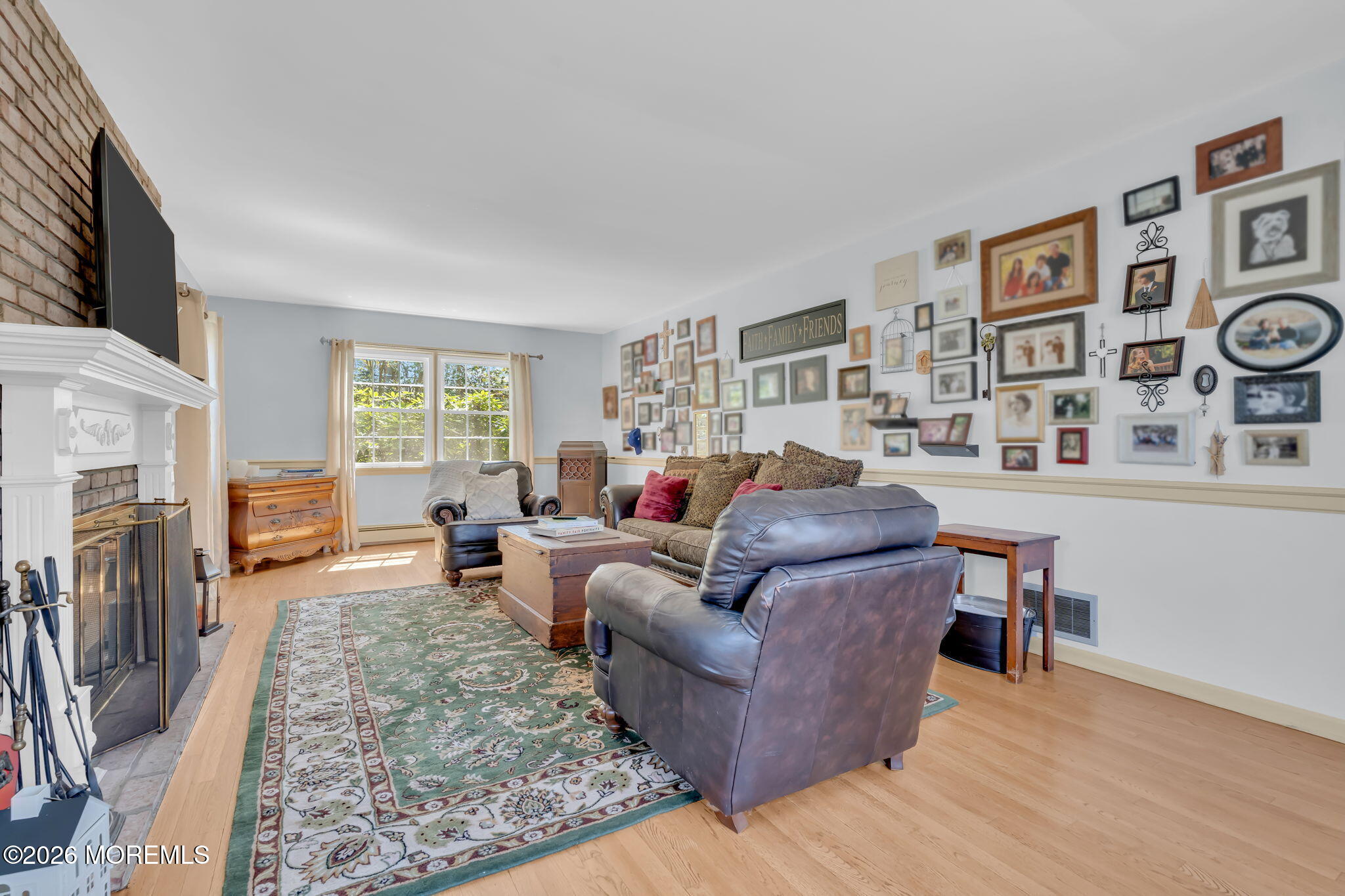 190 Deepdale Drive Middletown NJ 07748
