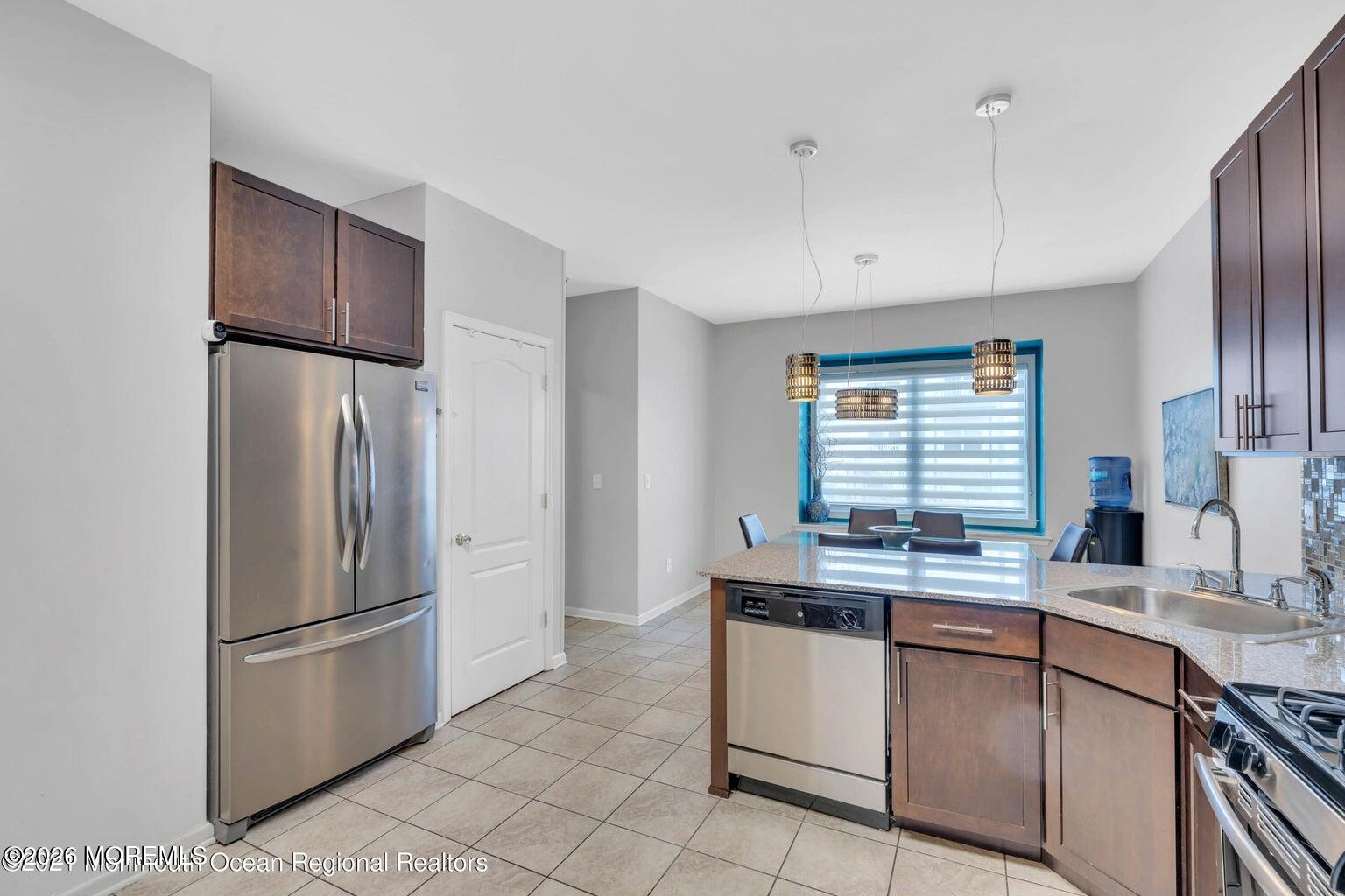 37 Sanz Town Road Lakewood NJ 08701