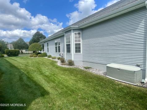 87 Huntington Drive Jackson NJ 08527