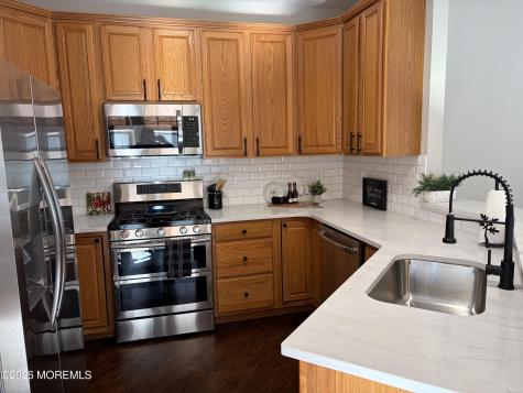 87 Huntington Drive Jackson NJ 08527