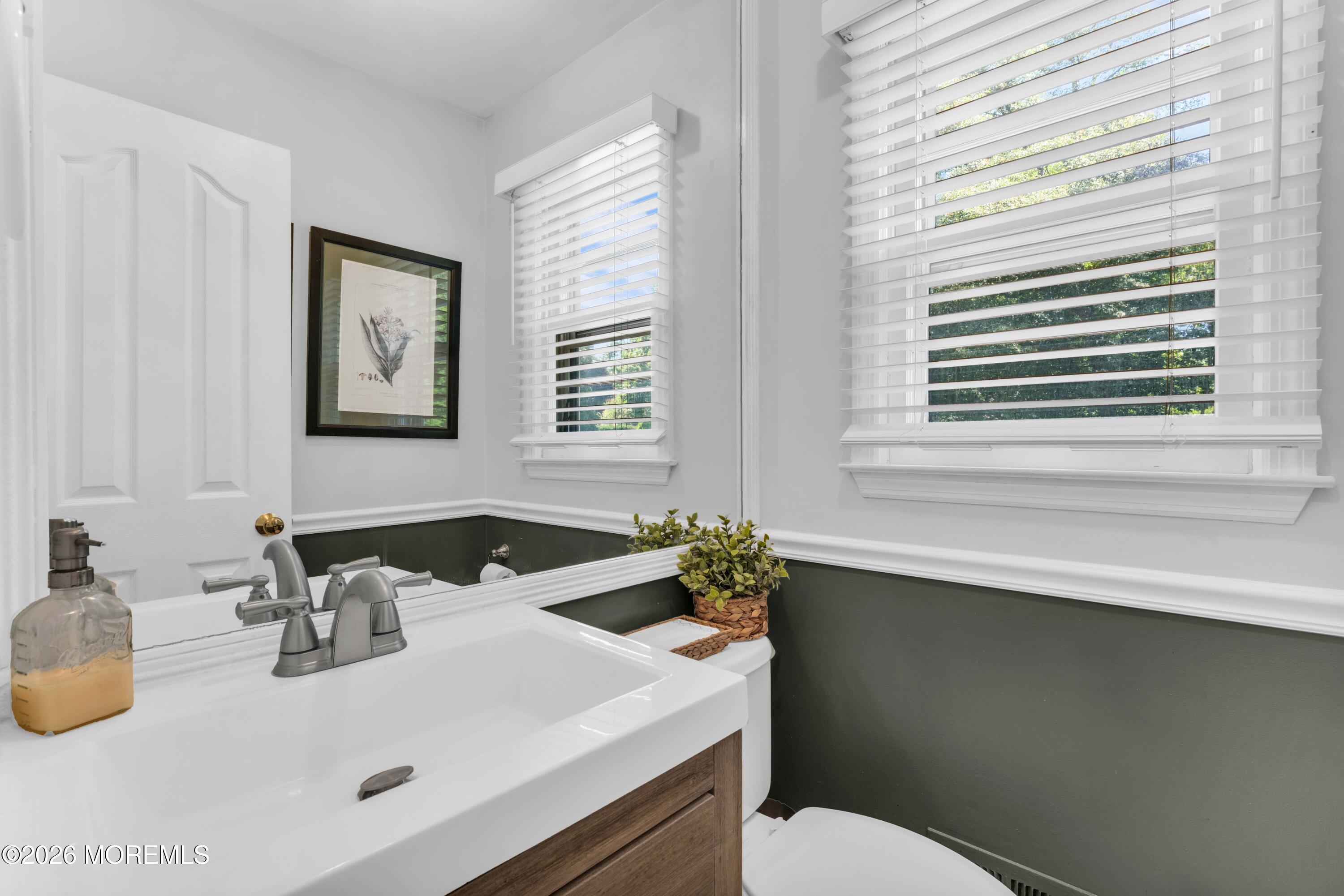 12 Dartmoor Drive Manalapan NJ 07726