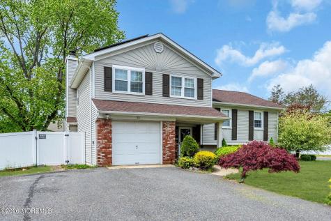31 Brunswick Drive Howell NJ 07731