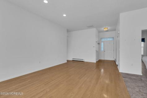 12 Bellflower Drive Lakewood NJ 08701