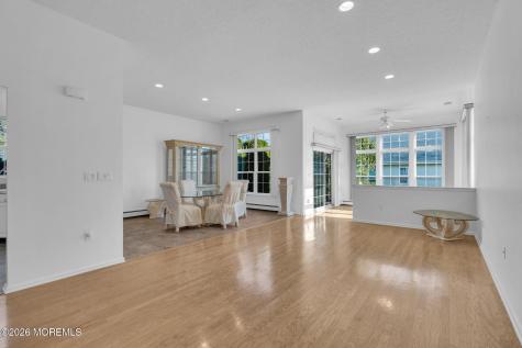 12 Bellflower Drive Lakewood NJ 08701
