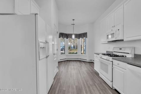 12 Bellflower Drive Lakewood NJ 08701