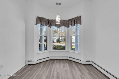 12 Bellflower Drive Lakewood NJ 08701