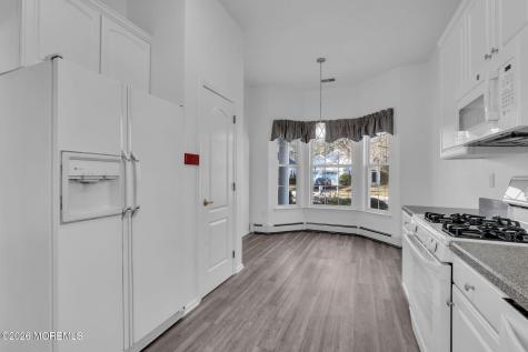 12 Bellflower Drive Lakewood NJ 08701