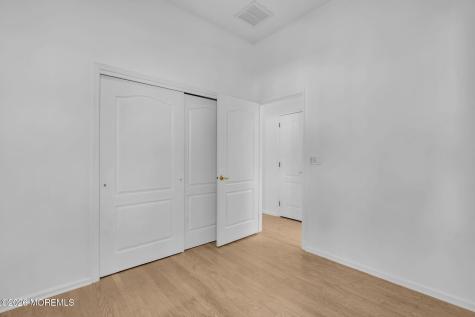 12 Bellflower Drive Lakewood NJ 08701