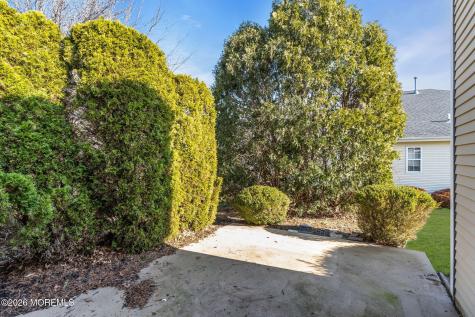 12 Bellflower Drive Lakewood NJ 08701