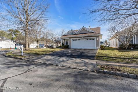 12 Bellflower Drive Lakewood NJ 08701