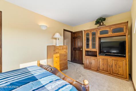 410 Jersey City Court Lanoka Harbor NJ 08734
