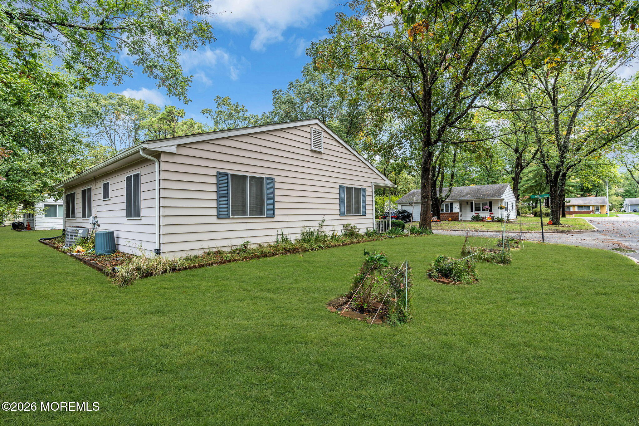 14 Iowa Drive Whiting NJ 08759