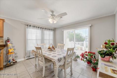 28 Inverell Drive Toms River NJ 08757