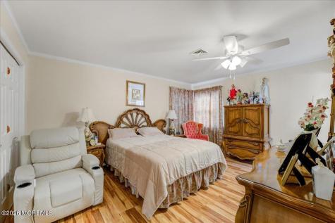 28 Inverell Drive Toms River NJ 08757