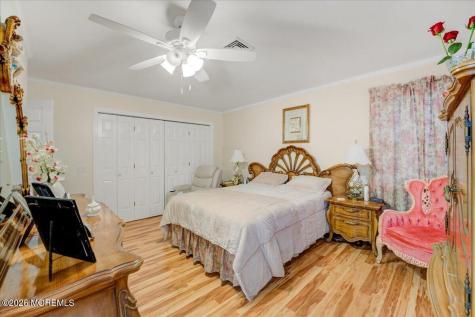 28 Inverell Drive Toms River NJ 08757
