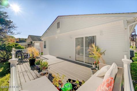28 Inverell Drive Toms River NJ 08757