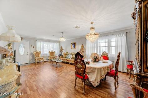 28 Inverell Drive Toms River NJ 08757