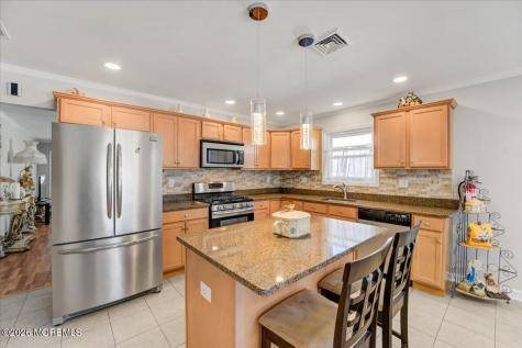 28 Inverell Drive Toms River NJ 08757