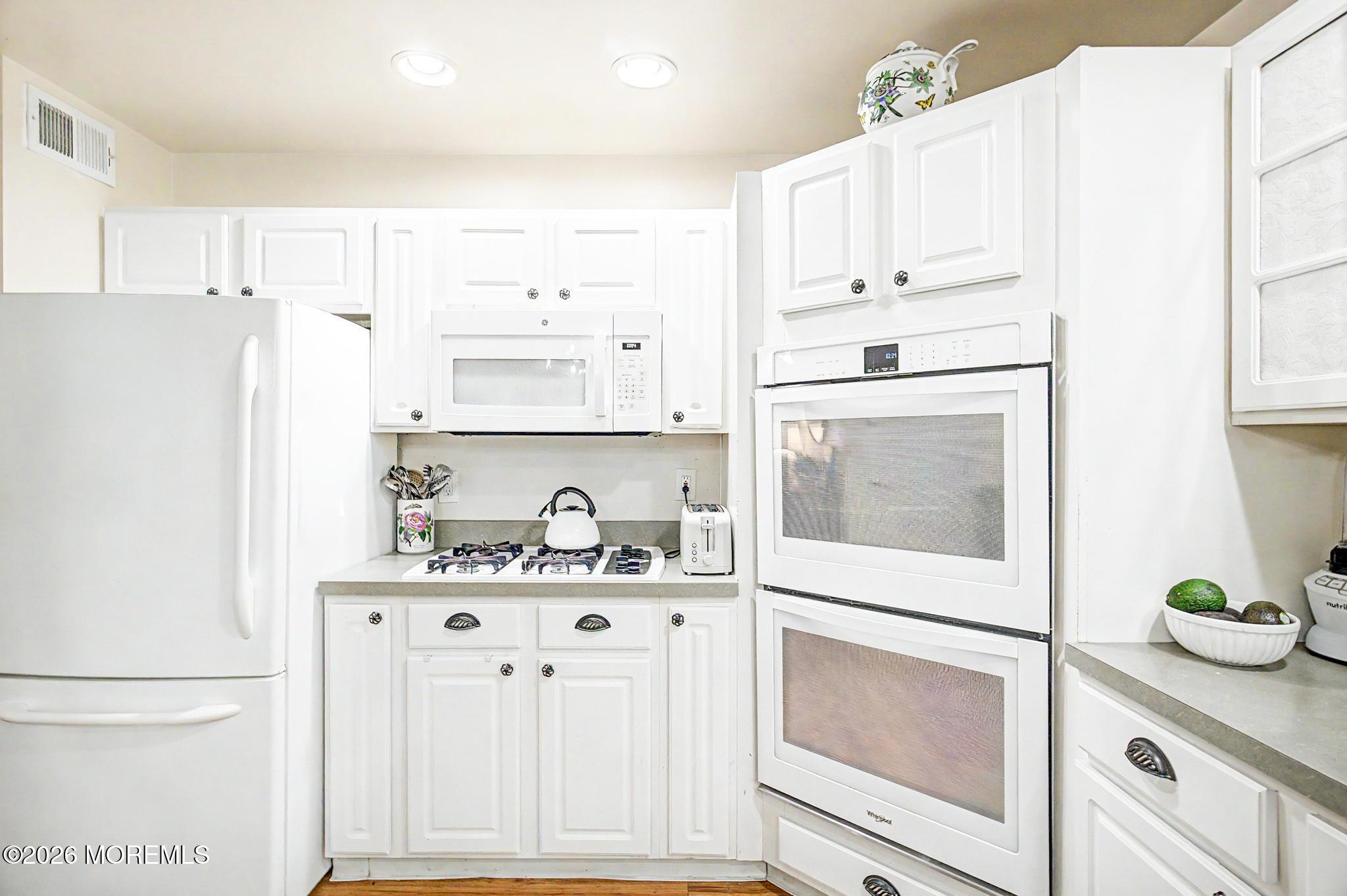 8 Cambridge Court Little Egg Harbor NJ 08087