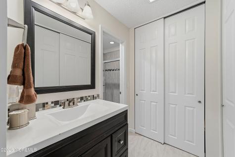 297A Yardley Drive Monroe NJ 08831