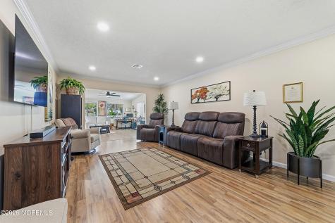 297A Yardley Drive Monroe NJ 08831