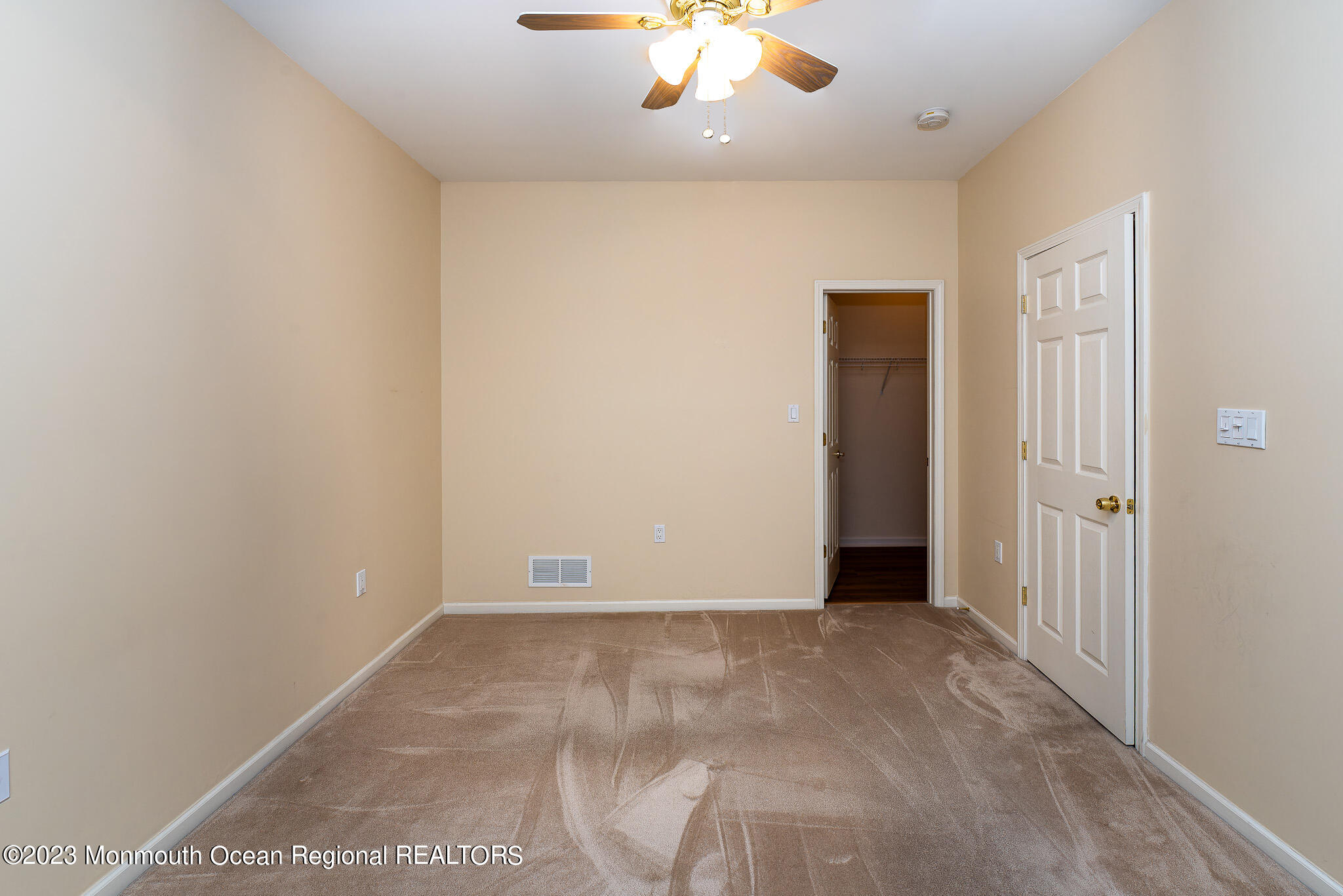 20 Five Bridges Court Barnegat NJ 08005