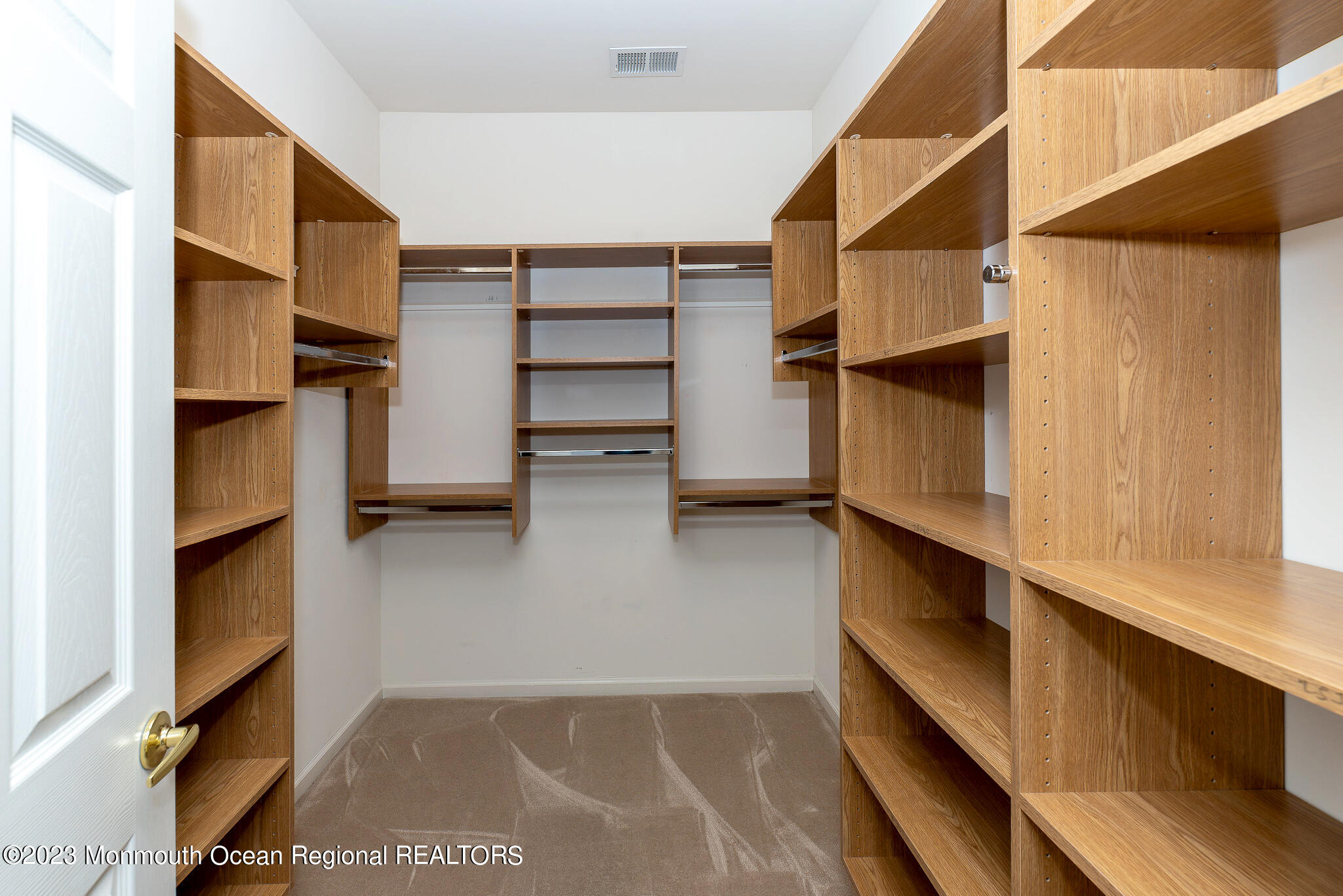 20 Five Bridges Court Barnegat NJ 08005